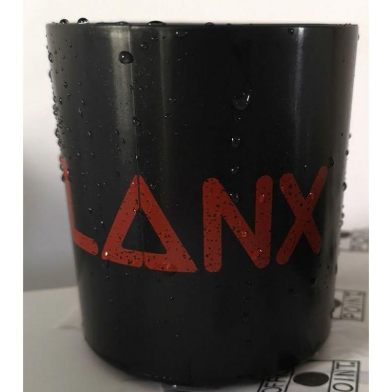 Flanx Plastikbecher Schwarz/Rot