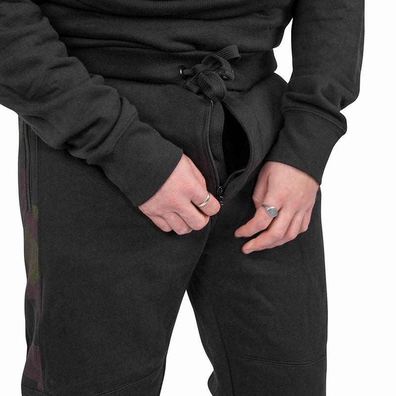 Avid Carp Distortion Onesie - Größe: XXXL